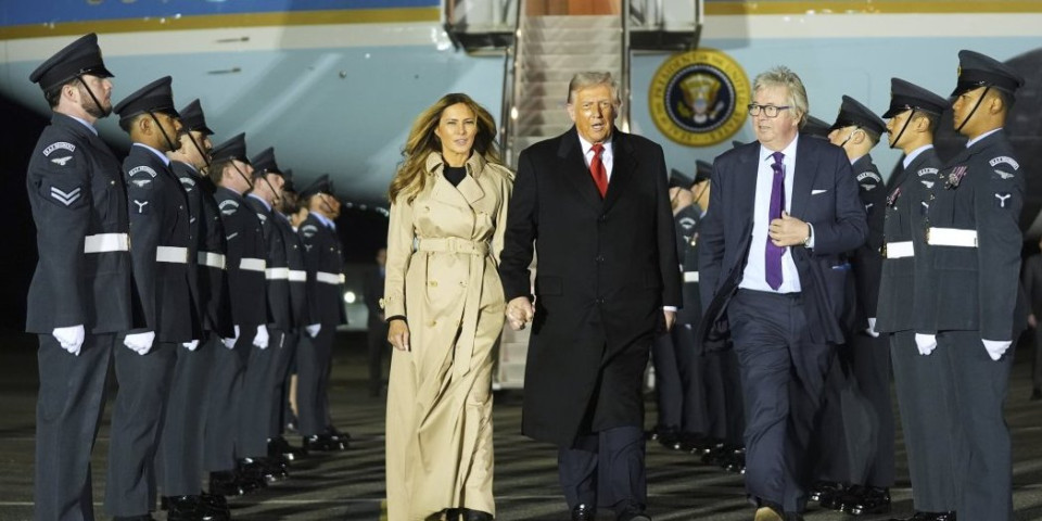 (VIDEO) Evo šta su uradili Trampu u Britaniji: Ovako nešto nije viđeno u novijoj istoriji