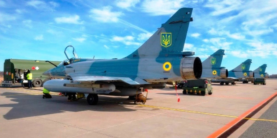 Ko laže – Pariz ili mediji?: Šta je stvarno stiglo u Ukrajinu? (VIDEO)