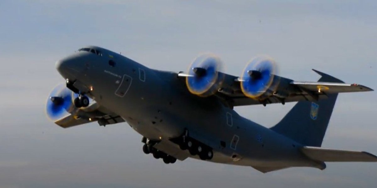 Sve se seli iz Ukrajine: Evo u koju su zemlju prebačeni retki avioni! (VIDEO)