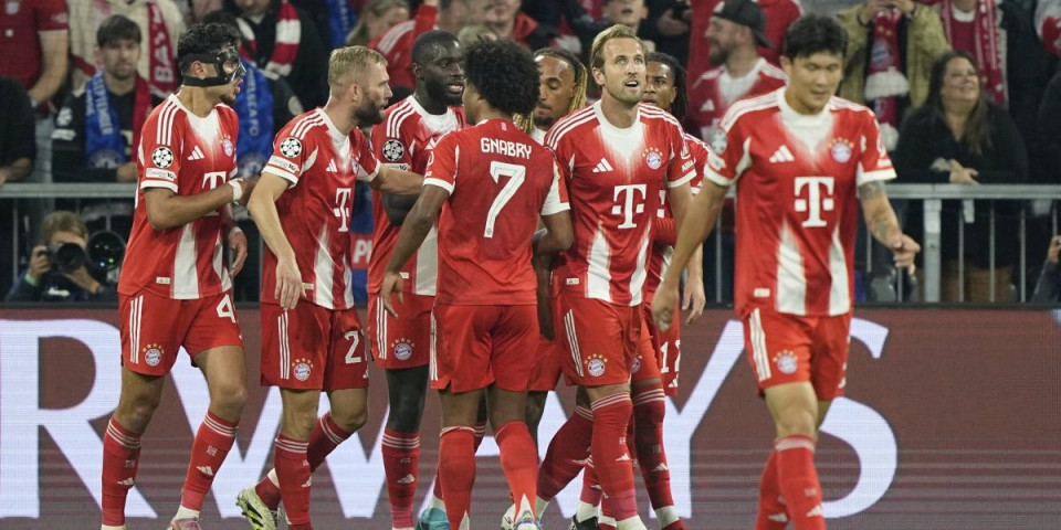 Bajernu derbi prvog kola: Liverpul preživeo dramu na "Enfildu" (VIDEO)