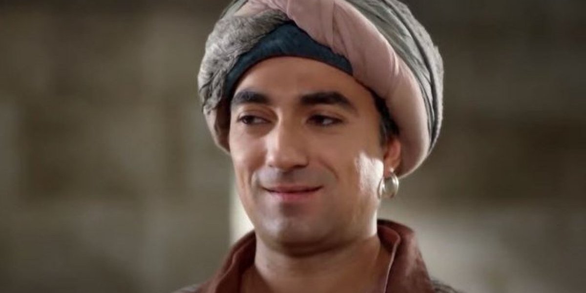 (FOTO) Nećete verovati svojim očima: Zumbul-aga pustio kosu i bradu, nabio mišiće, a žene lude za njim