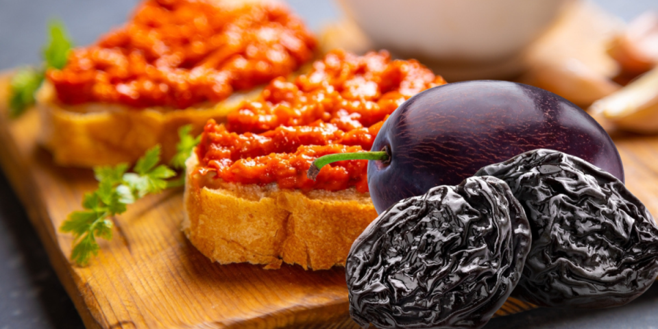 Domaćice u transu: Evo zašto svi prave ajvar sa suvim šljivama