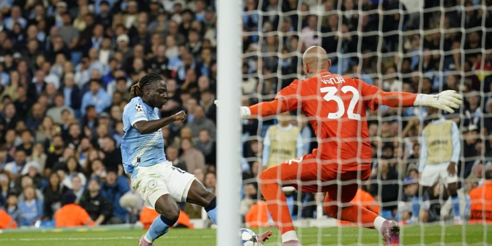 Vanja oduševio Gvardiolu: Čuveni trener fasciniran nastupom Srbina (FOTO)