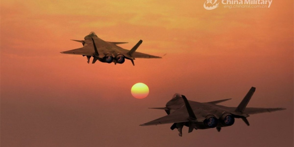 Nebo više nije sigurno! Zmajevi nad Azijom (VIDEO)