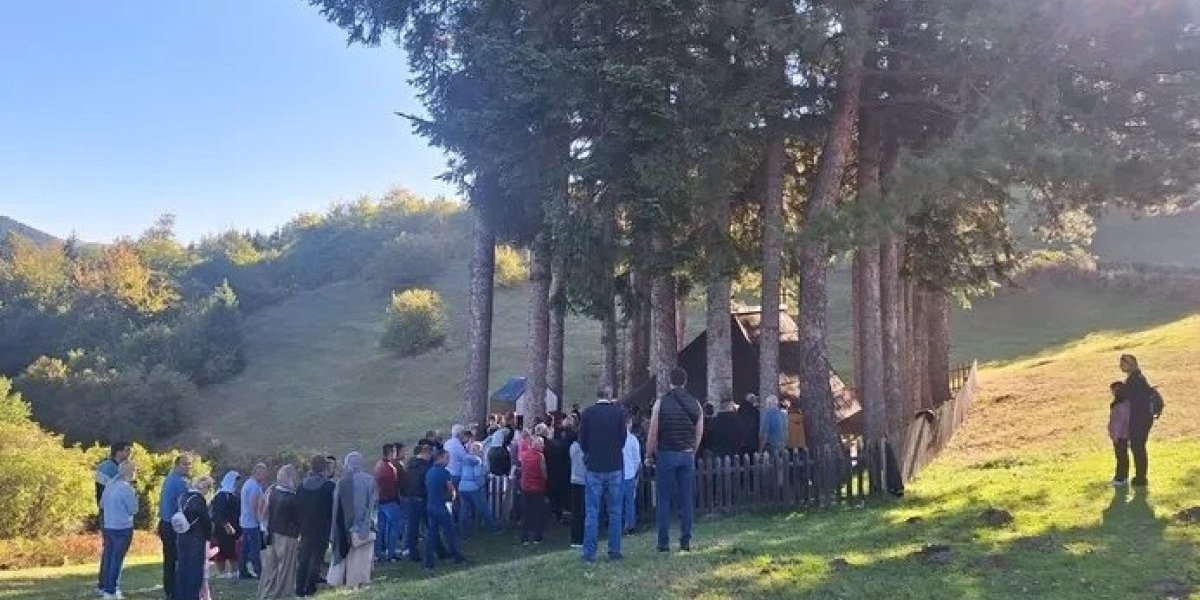 U ovu crkvu ne mogu svi danas da uđu: Pogledajte zašto