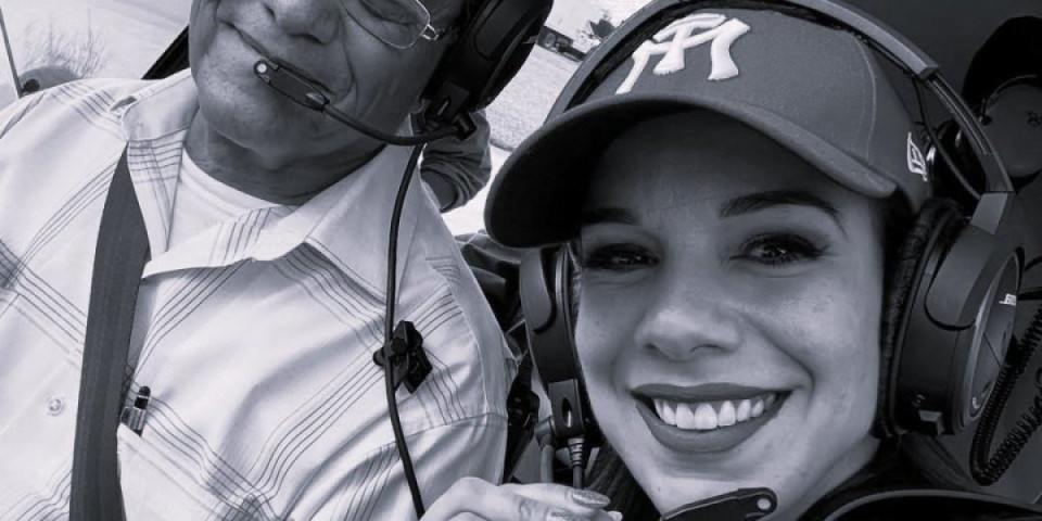 Poznata voditeljka poginula u avionskoj nesreći: Ovo je poslednja slika koju je objavila pre smrti