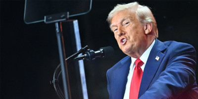 Predsednik Sjedinjenih Američkih Država (SAD) Donald Tramp održao je moćan govor na komemoraciji svom brutalno ubijenom saradniku Čarliju Kirku, ukazavši na ogromne opasnosti sa kojima se trenutno suočava američko društvo, gotovo identično kao i Srbija.