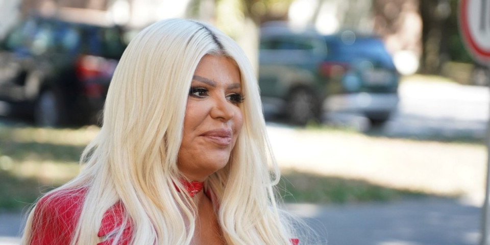 "Za Vesnu Đogani sam veličina, treba da je sramota": Dara ponizila koleginicu