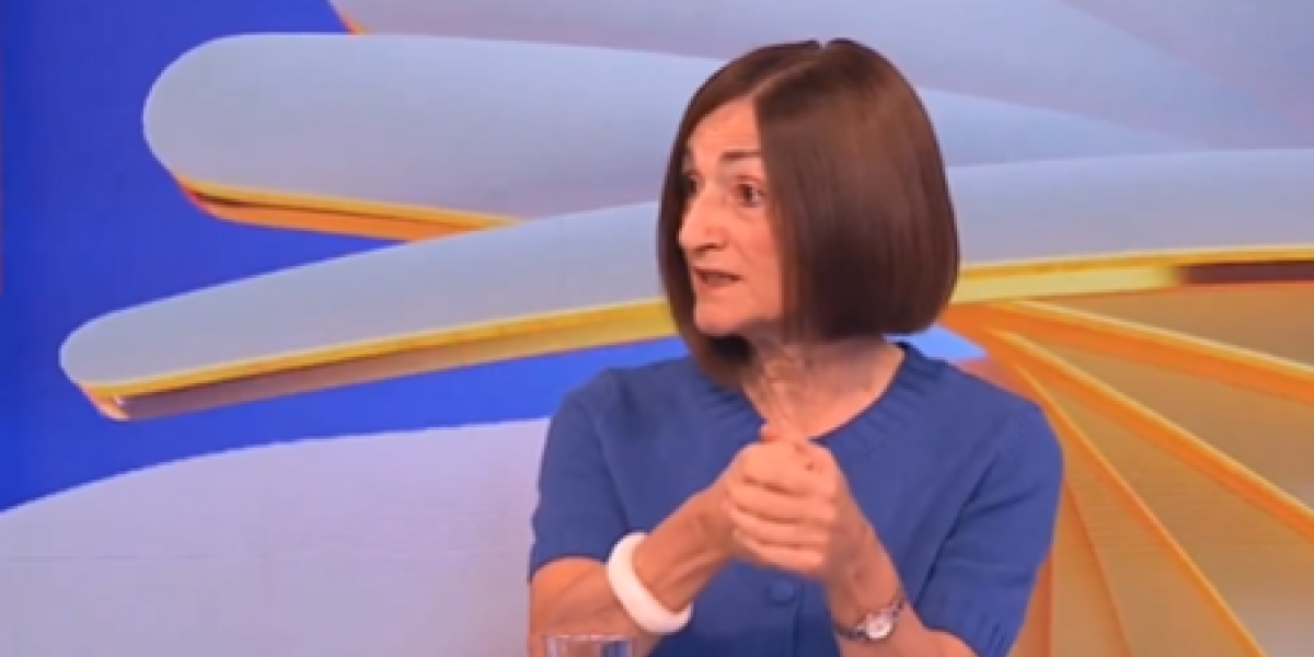 (VIDEO) U kadru se vidi čovek sa letvom: Smajlović otkrila kako N1 masno laže građane