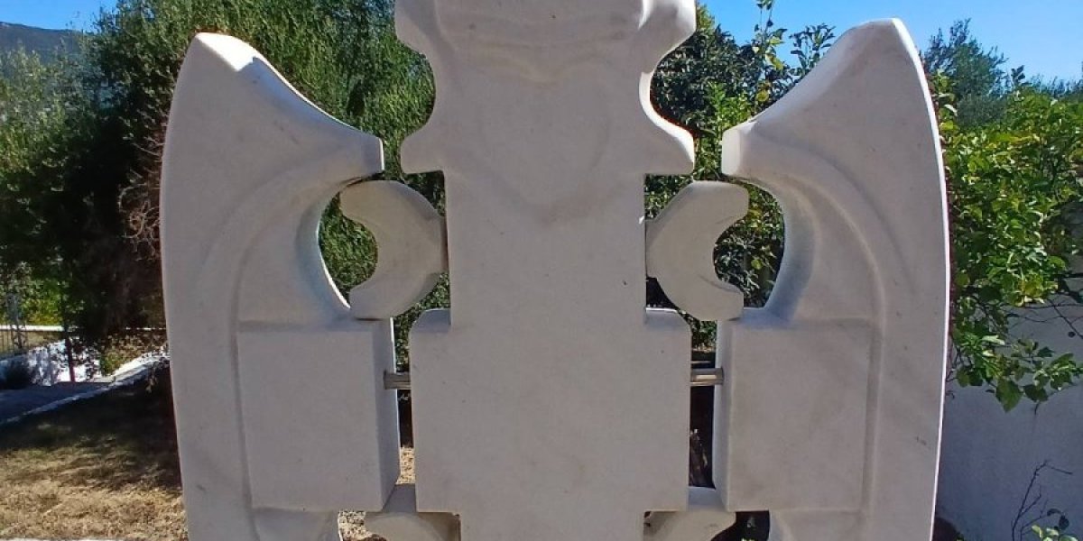 Spomenik posvećen Drugom pešadijskom puku prvog poziva Moravske divizije "Knjaz Mihajlo"