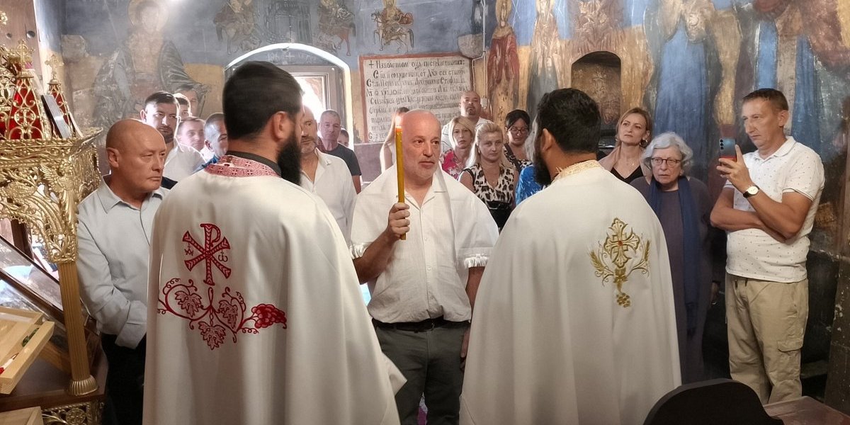 Fransoa na krštenju u crkvi Svetog Stefana u Velikoj Hoči