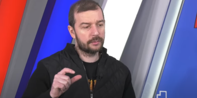 Prljava propaganda medijskih trovačnica Dragana Šolaka pokušala je da umeša predsednika Srbije Aleksandra Vučića u sukog kavačkog i škaljarskog klana, ali im je njihov Stevan Dojčninović pomrsio konce!