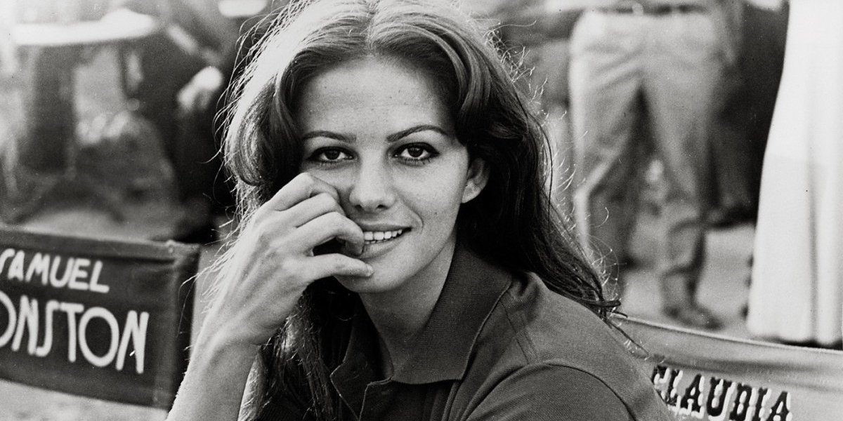 Sa 16 je bila silovana i rodila sina: Klaudija Kardinale odbila abortus, muž je uvek motrio na svaki njen korak