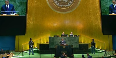 Predsednik Srbije Aleksandar Vučić obratio se na generalnoj debati svetskih lidera, u okviru 80. zasedanja Generalne skupštine Ujedinjenih nacija i tom prilikom poručio celom svetu da su Kosovo i Metohija neodvojivi deo Srbije.