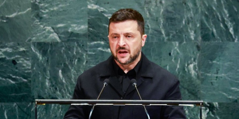 Sve zbog Rusije? Zelenski izveo novi "performans" u UN (VIDEO)