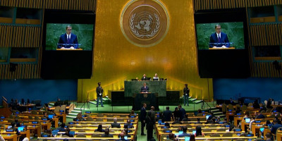 Predsednik Srbije Aleksandar Vučić je pred Generalnom skupštinom Ujedinjenih nacija u Njujorku govorio o pet osnovnih načela koja vode Srbiju i njenu spojenu političku viziju i predstavljaju stubove u svojim međunarodnim akcijama.