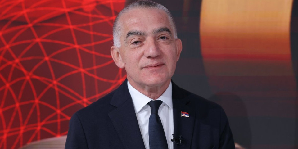 Vujić čestitao Božić: Ljubav Božija da bude pokretač za jačanje međusobnog razumevanja