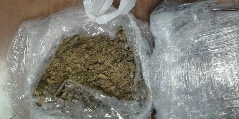 Trovao ljude u Leskovcu: Uhapšen diler, zaplenjena droga