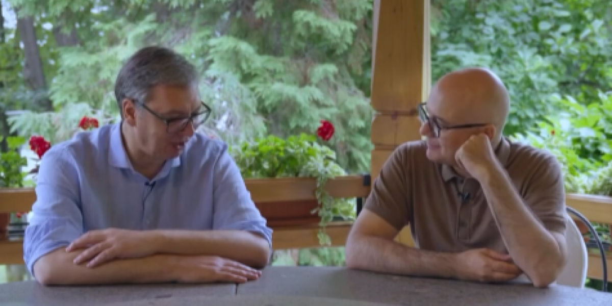 Ko više zna, Vučić ili Vučević?! Ovaj snimak je u trenu obišao Srbiju: Pogledajte ko je pobedio (VIDEO)