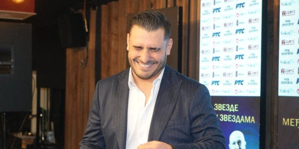 Šok! Darko Lazić peva na lažnoj svadbi - Ulaz se papreno plaća