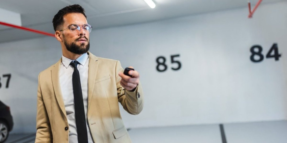 Spremate se za poslovni put? 3 stvari morate da spakujete da ništa ne bi pošlo po zlu