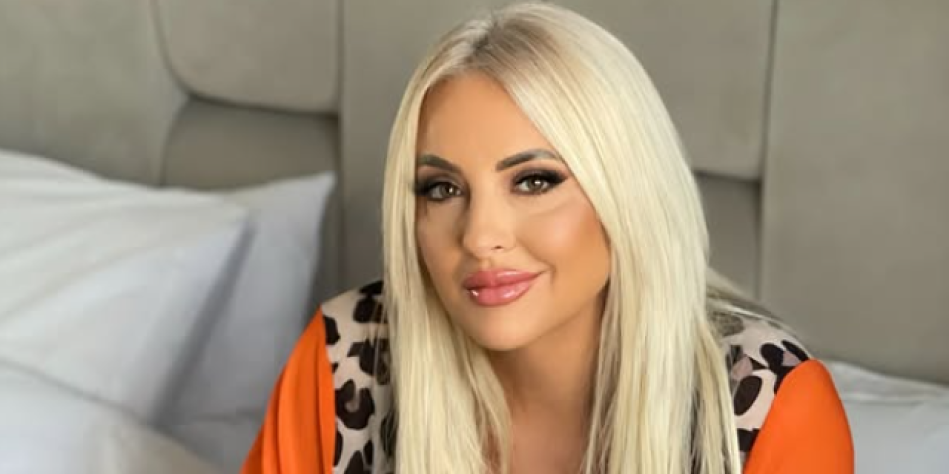 Sin nije hteo da gleda njene porniće, sad pita: "Koliko smo zaradili?" - Najprsatija Srpkinja šokirala