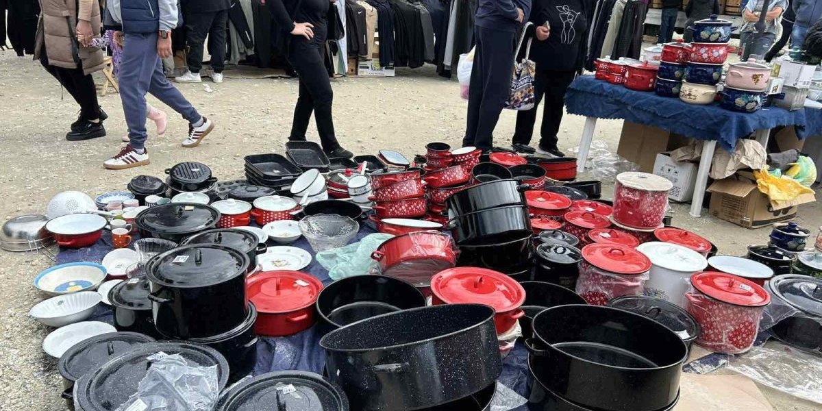 Šerpe na vašaru u Kragujevcu