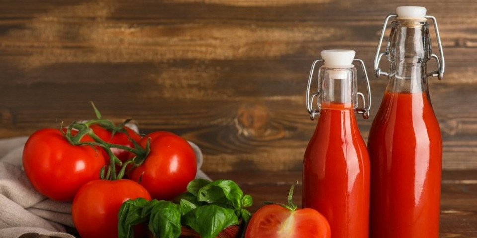 Najbolji recept za mleveni paradajz: Ne kuva se, a fantastičnim ukusom osvaja sva čula
