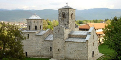 Srpski manastir Đurđevi Stupovi, koji je sedište Eparhije budimljansko-nikšićke, nalazi se pod danonoćnom opsadom crnogorske policije!