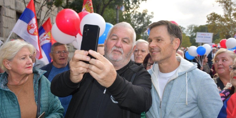 "Svakog vikenda nas je sve više": Siniša Mali se oglasio nakon ogromnog skupa i poslao važnu poruku