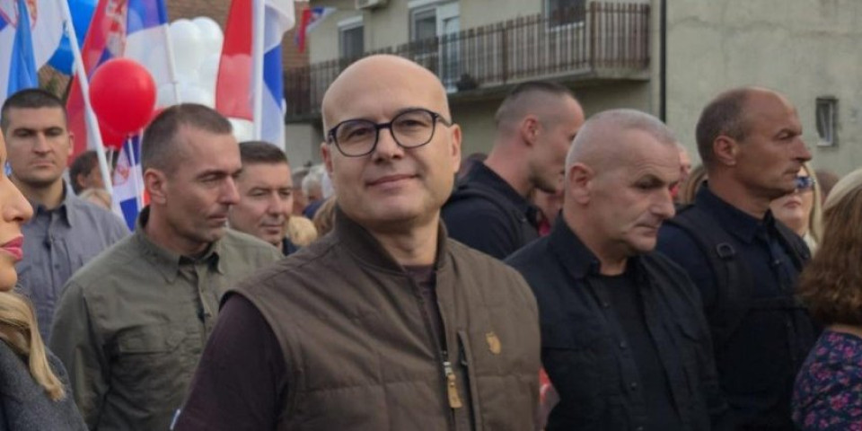 Vučević poslao emotivnu poruku sa skupa u Kovilovu:  Da ne zaboravimo proterane Srbe