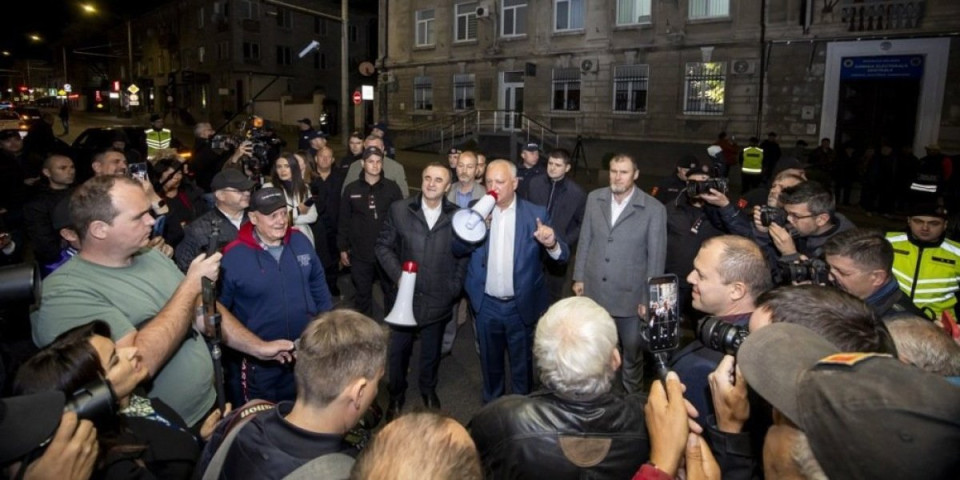 Eksplozivno u Moldaviji, sprema se haos nakon izbora: Dodon pozvao na ulice!