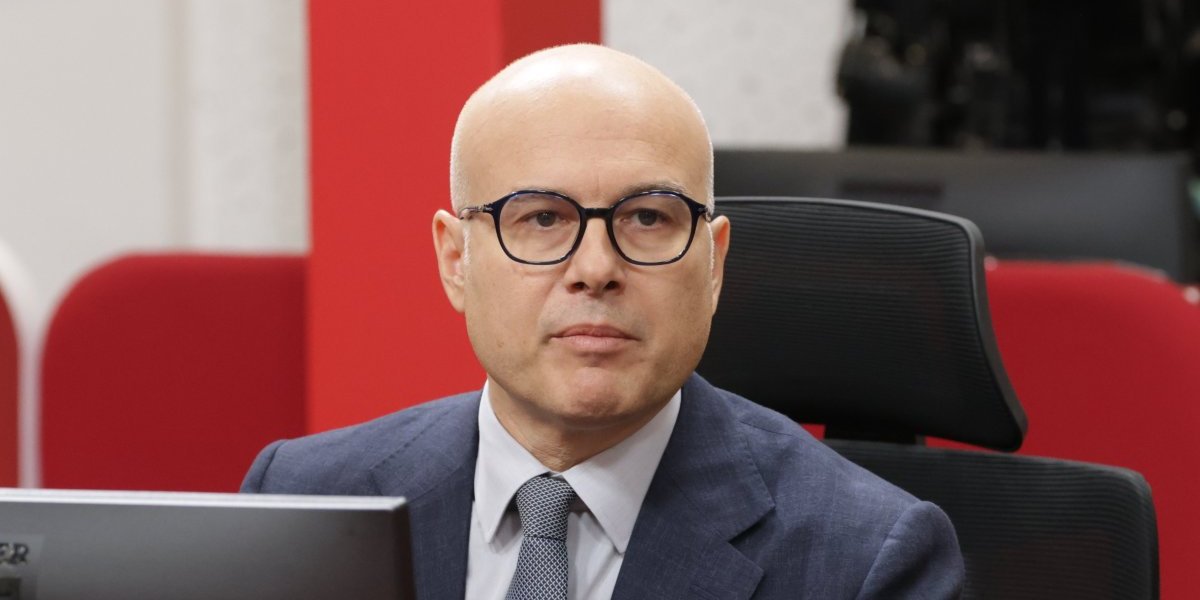 "Zaboravlja se da ima još 15 porodica koje su doživele tragediju, šta je s njihovim bolom?": Vučević o zloupotrebi Dijane Hrke