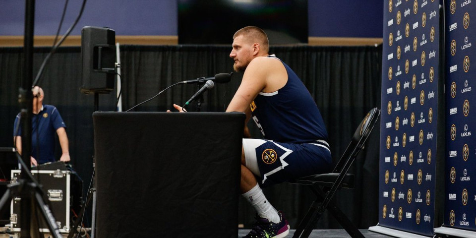 Nikola Jokić povređen? Navijači Denvera u panici kad su ovo videli