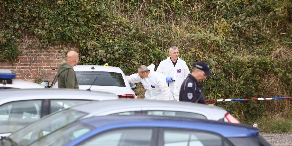 Forenzičari na mestu pucnjave