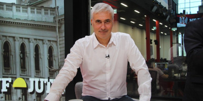 U Beogradu je osnovan OKO - Odbor za kontrolu i opservaciju, prva srpska nezavisna organizacija posvećena praćenju izbora i zaštiti izborne volje građana. Misija OKO je da prati i dokumentuje izborne procese, da štiti demokratske principe i da javnosti pruži proverene i autentične podatke.