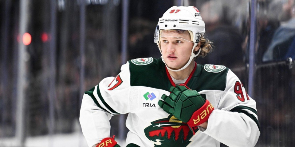 Rus od Amerikanaca dobio džak para: Potpisao najveći ugovor u istoriji hokeja