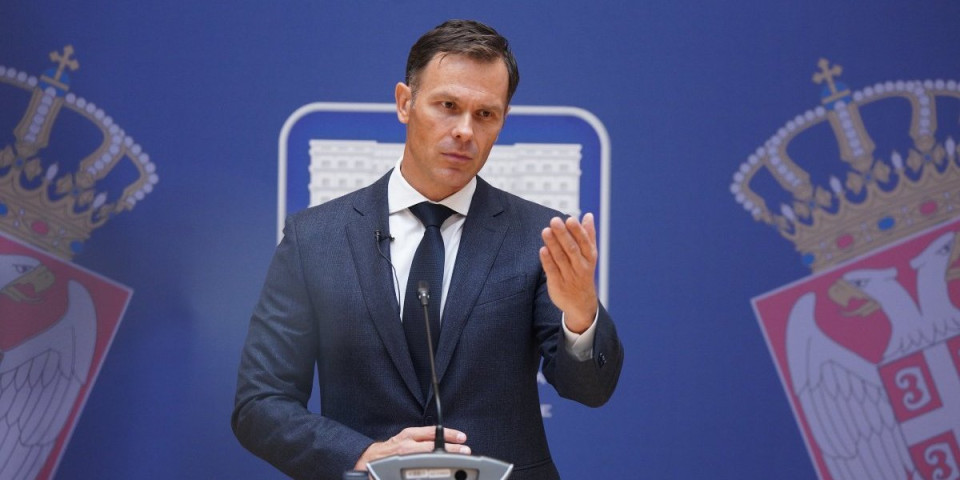 ''Dokle ide besramna želja za vlašću?'' - Mali osudio monstruozne napade na Vučića