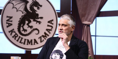 Čedomir Jovanović bio je gost podkasta "Na krilima zmaja". U iskrenoj ispovesti govorio je o najintimnijim detaljima svog života.