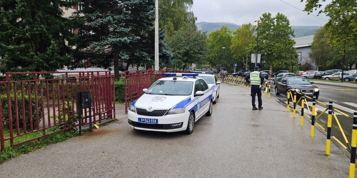 Dojava o bombi u OŠ "Vladimir Perić Valter"