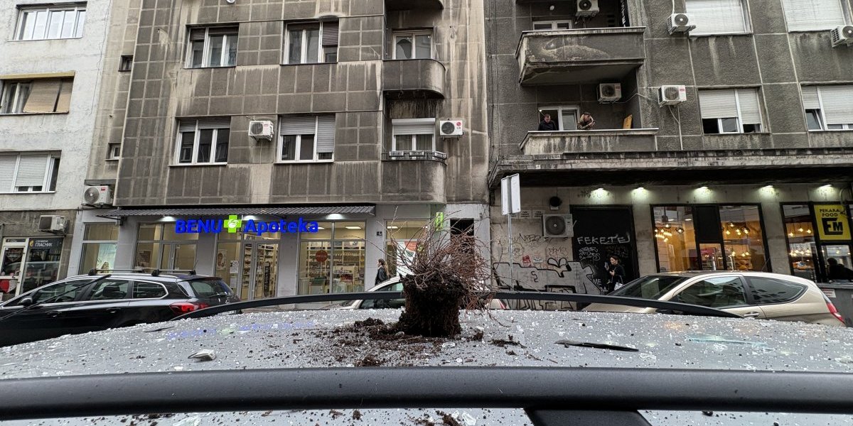 Eksplozija u Kosovskoj ulici