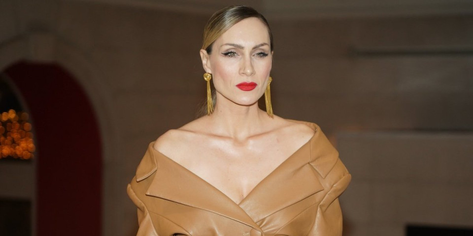 Jelena Gavrilović završila na aparatima: Evo u kakvom je stanju glumica (FOTO)