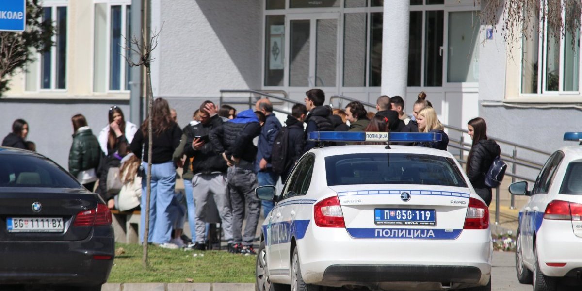 Hitna reakcija Ministarstva prosvete: Evo šta kažu o lažnim dojavama o bombama