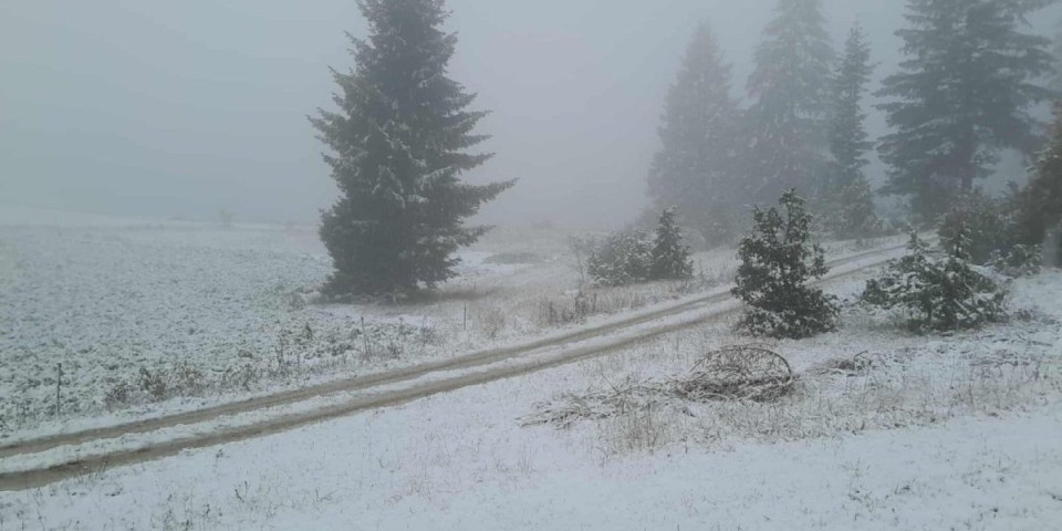 Zabelela se Srbija! Planine obukle snežne kapute, uskoro će stići i do prvih sela