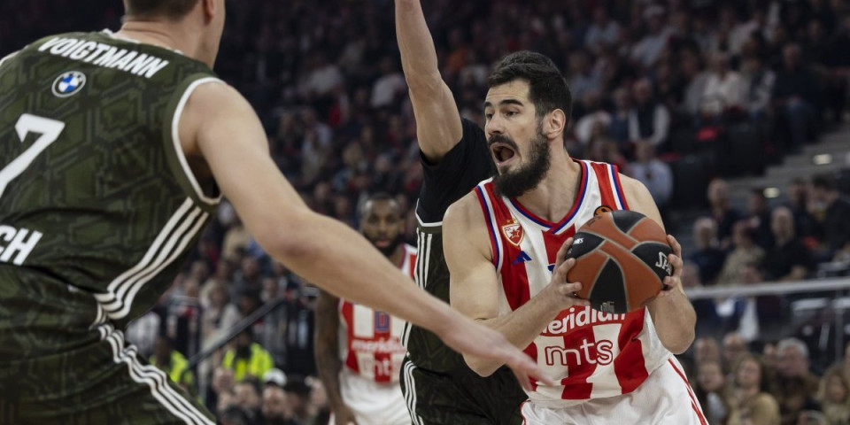 Samouništenje Zvezde u Minhenu: Obst sa 31 poenom razmontirao crveno-bele (FOTO)