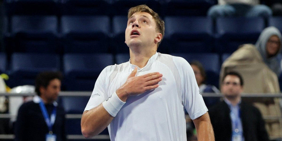 Skandalčina veka! Međedoviću se slošilo, a Francuz podivljao: Ti si lud, izvini mi se