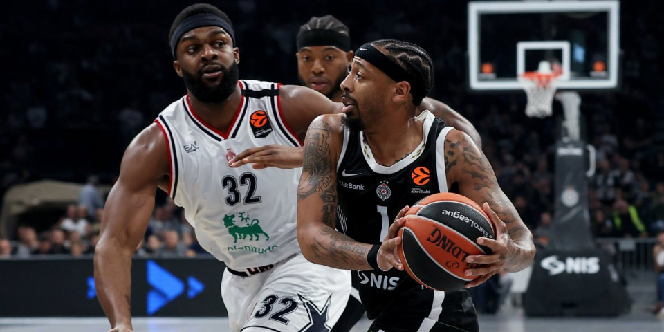 Partizan bolji od Armanija i sudija! Drama u Areni, prvi trijumf crno-belih ove sezone