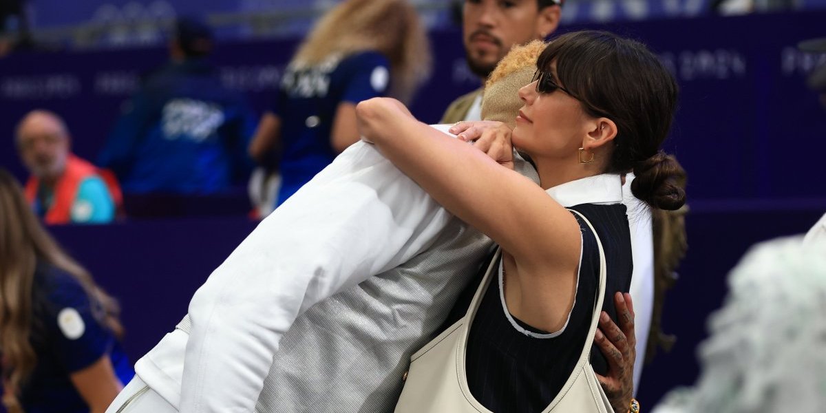 Raskinula veridbu sa sportistom, pa uhvaćena na jahti sa glumcem: Nina jednom rečju šokirala javnost