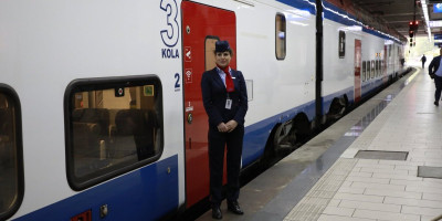 Srbija je dobila brzu prugu od Beograda do Subotice! Posle dvonedeljnog testiranja, poslednja deonica najsavremenije železničke trase u našoj zemlji od prestonice do granice sa Mađarskom juče je puštena u saobraćaj.
