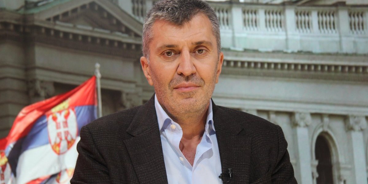 Kolumna Zorana Đorđevića - Mali mozak moći: Između odanosti i poslušnosti